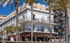 Apartamentos Senabre Palais